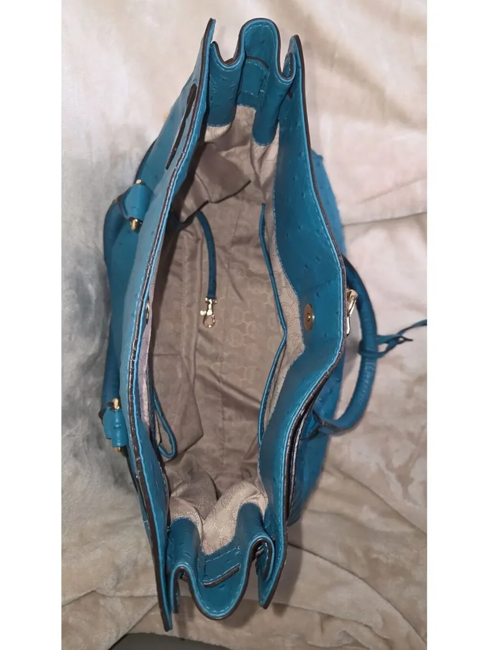 65. Michael Kors Blue/Teal Ostrich Hamilton